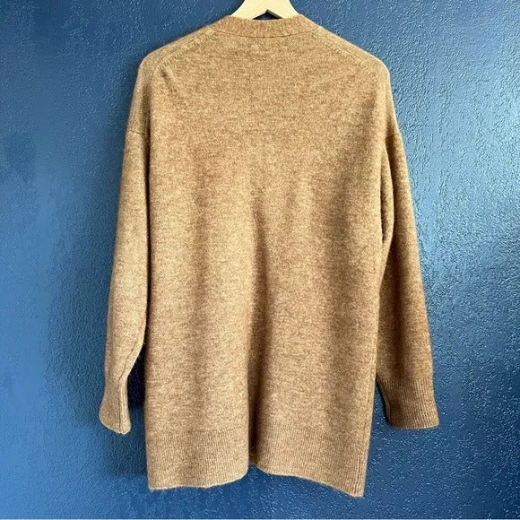 Aritzia Wilfred Free Oversized Knit Cardigan