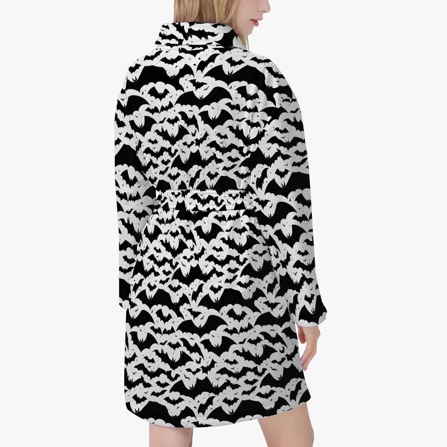 Black and White Bats Women's Loose-fitting Bathrobe