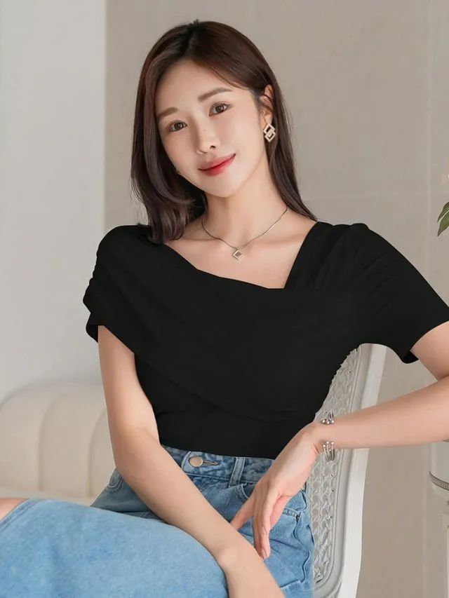 Fashionable Slim Fit Top