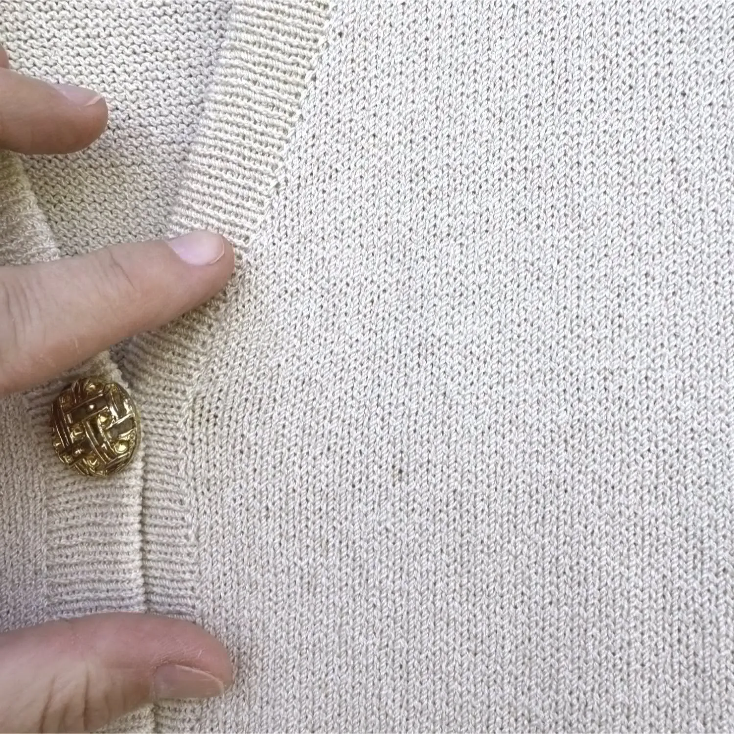 Marie Aubes Vintage V Neck Knit Gold Button Shoulder Pad Long Sleeve Cardigan