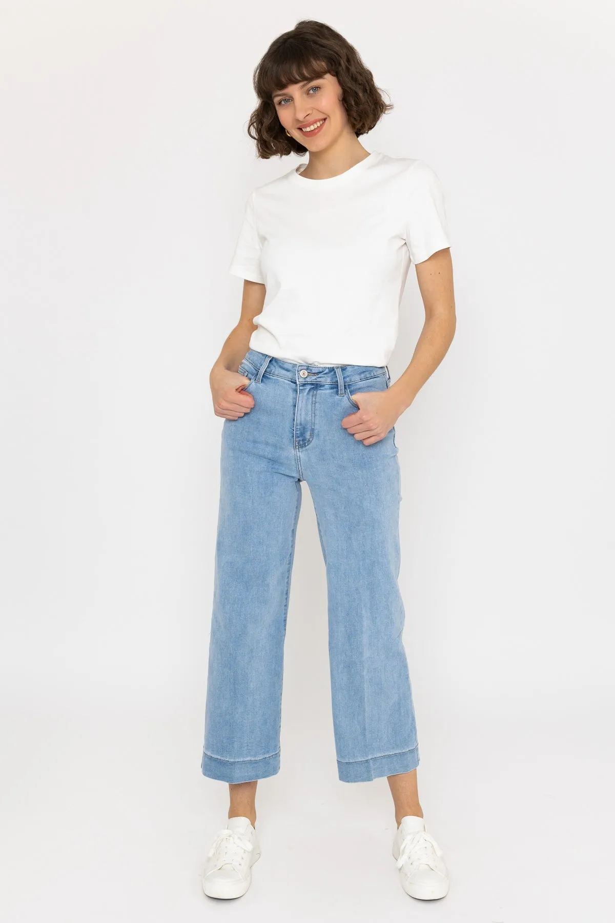 Short Sleeve Round Neck Tee in White