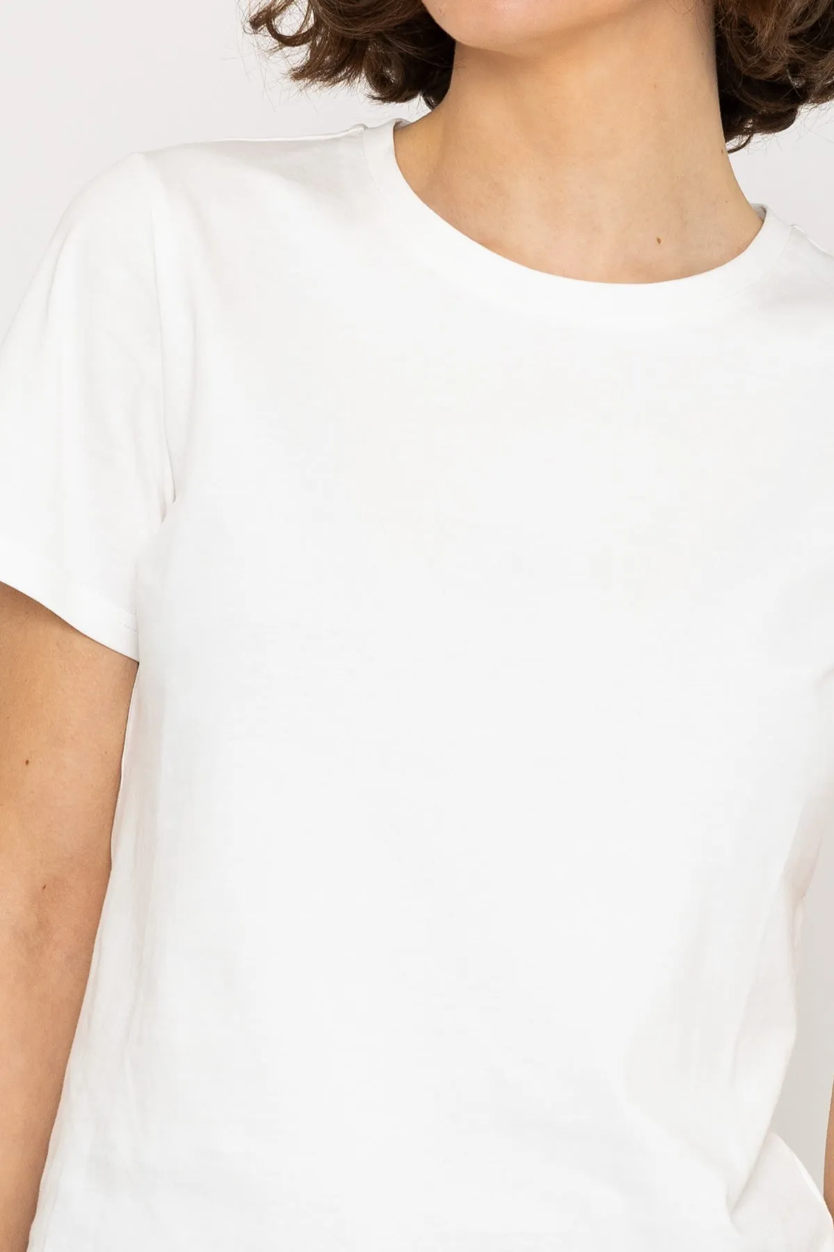 Short Sleeve Round Neck Tee in White