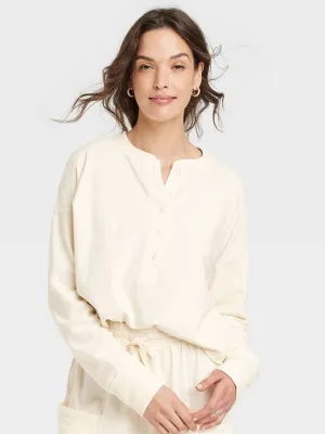 Women's Long Sleeve Cropped Button Shirt,Off White